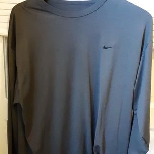 Nike fit dry grey shirt XL